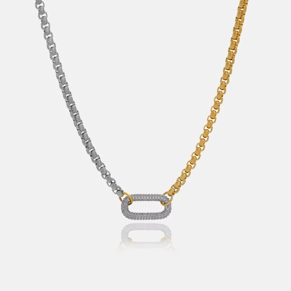 Elegant 18K Gold Plated Stainless Steel Necklace - Picture 3 of 5